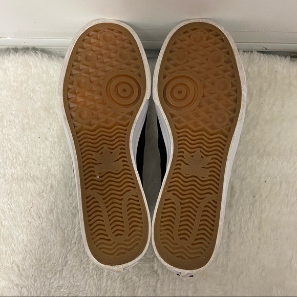 BRAND NEW ADIDAS SLIP ON PLATFORM SNEAKERS - Picture 3 of 4